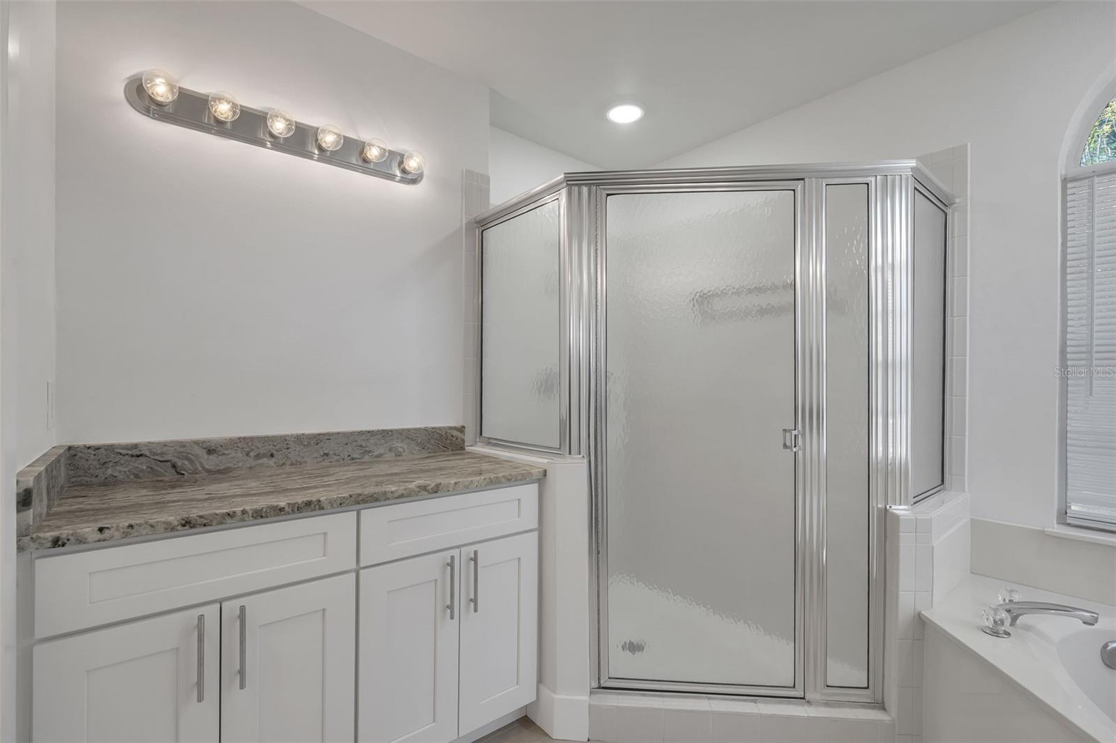 Image 11 of 48 For 2715 Jaffery Drive