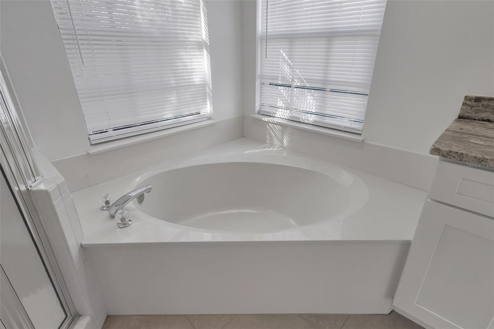 Image 12 of 48 For 2715 Jaffery Drive