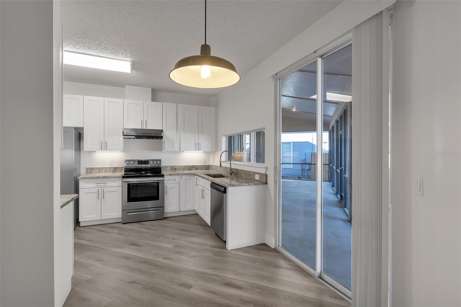 Image 17 of 48 For 2715 Jaffery Drive