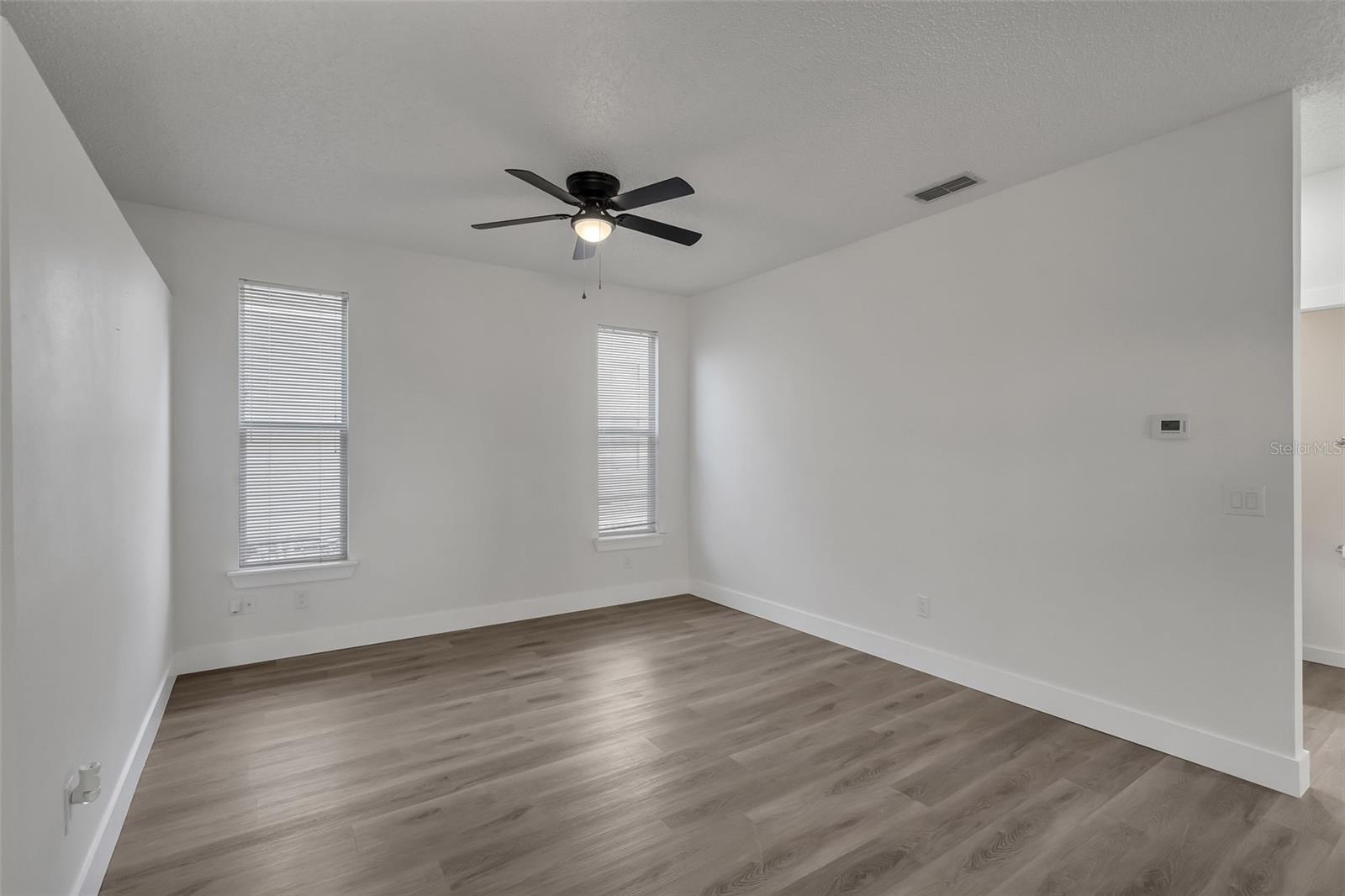 Image 18 of 48 For 2715 Jaffery Drive