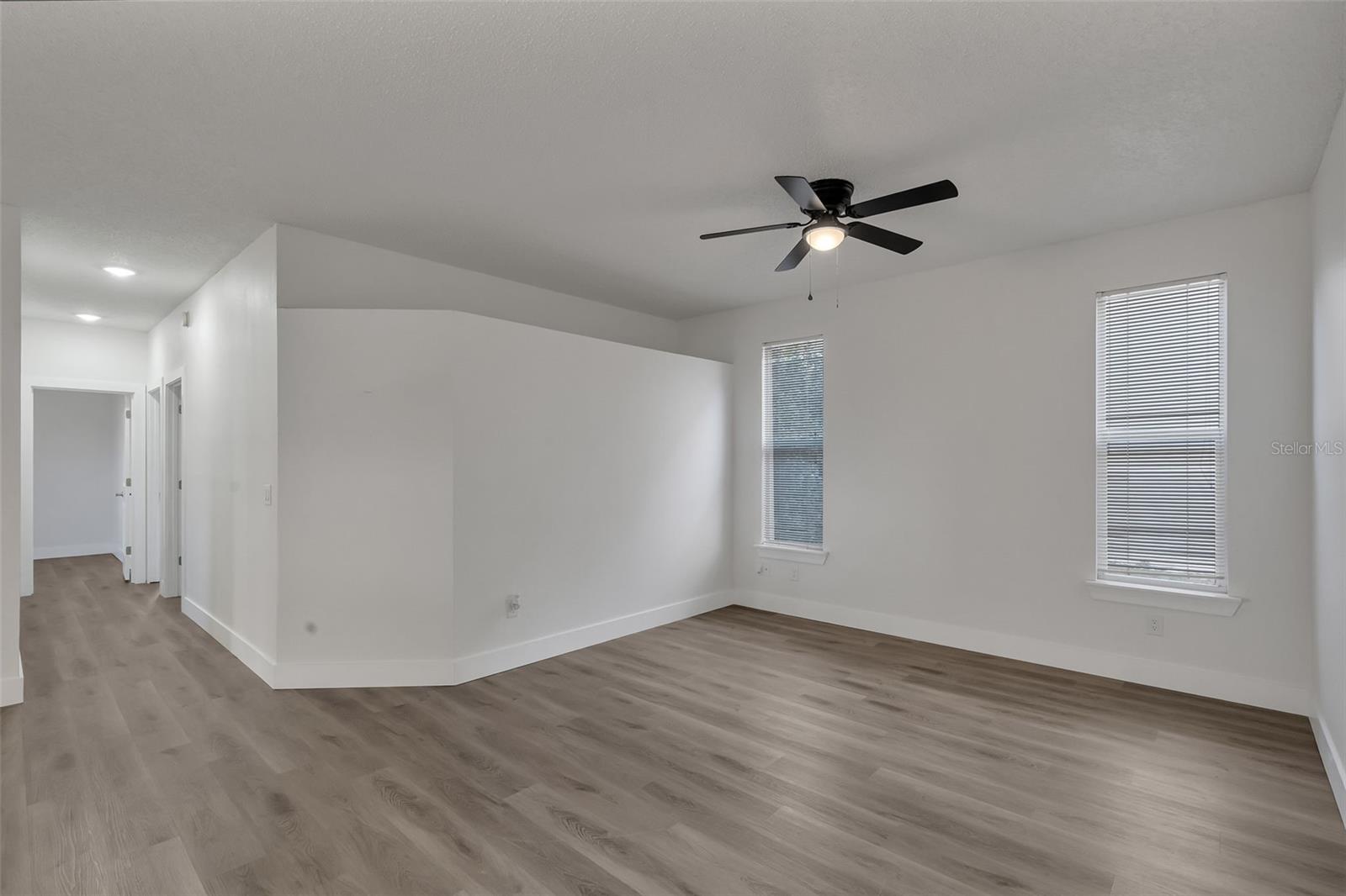 Image 19 of 48 For 2715 Jaffery Drive