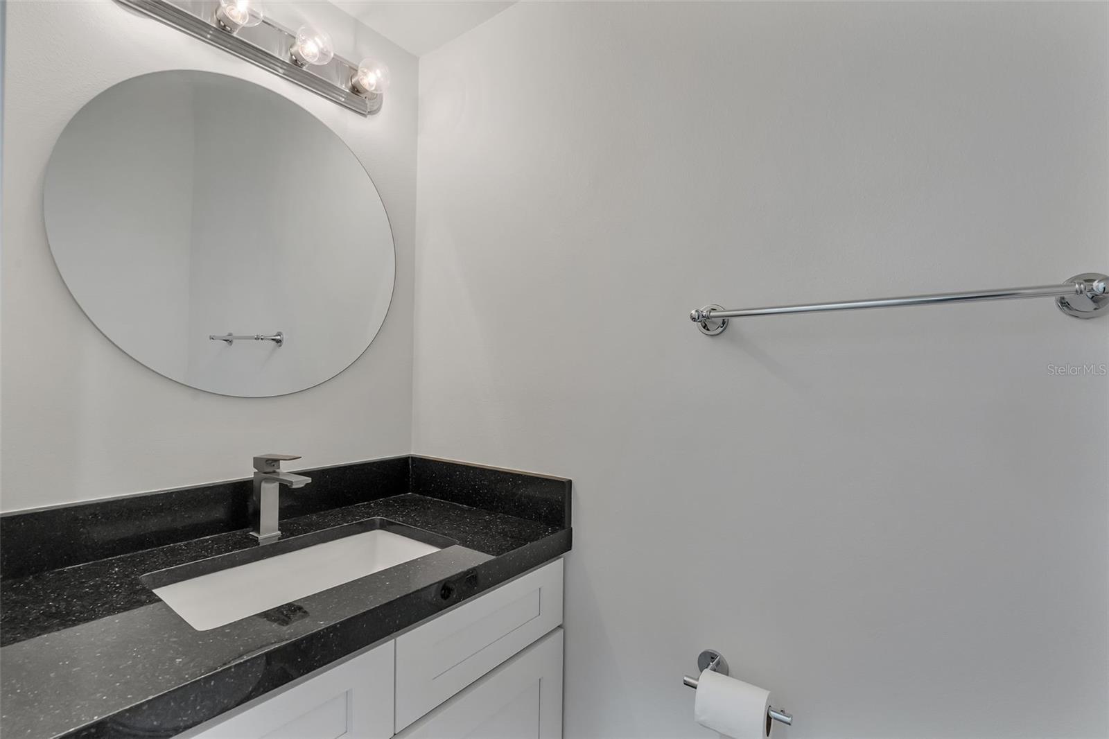 Image 21 of 48 For 2715 Jaffery Drive