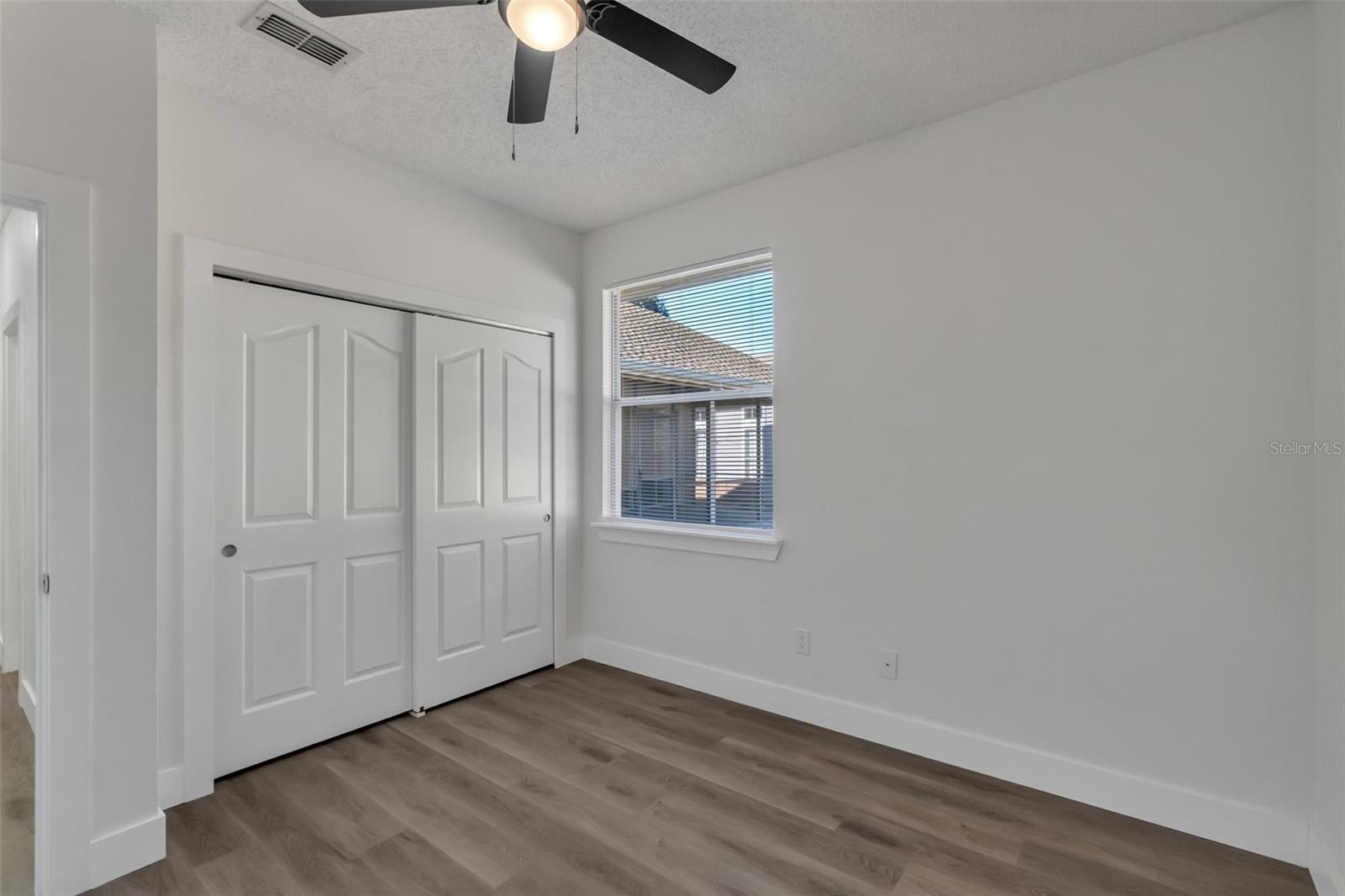 Image 27 of 48 For 2715 Jaffery Drive