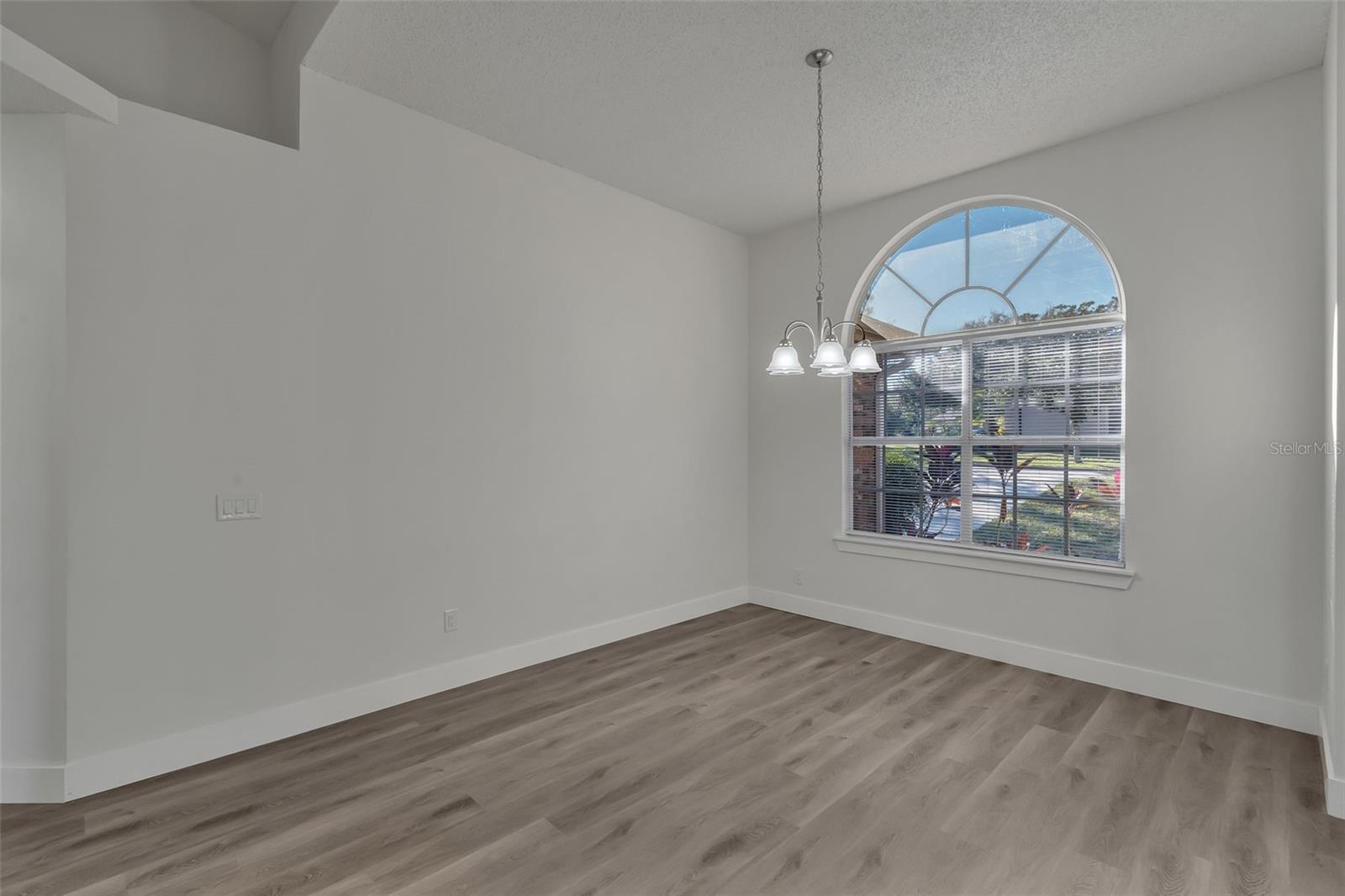 Image 3 of 48 For 2715 Jaffery Drive