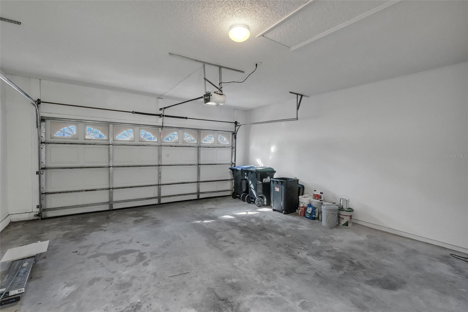 Image 32 of 48 For 2715 Jaffery Drive