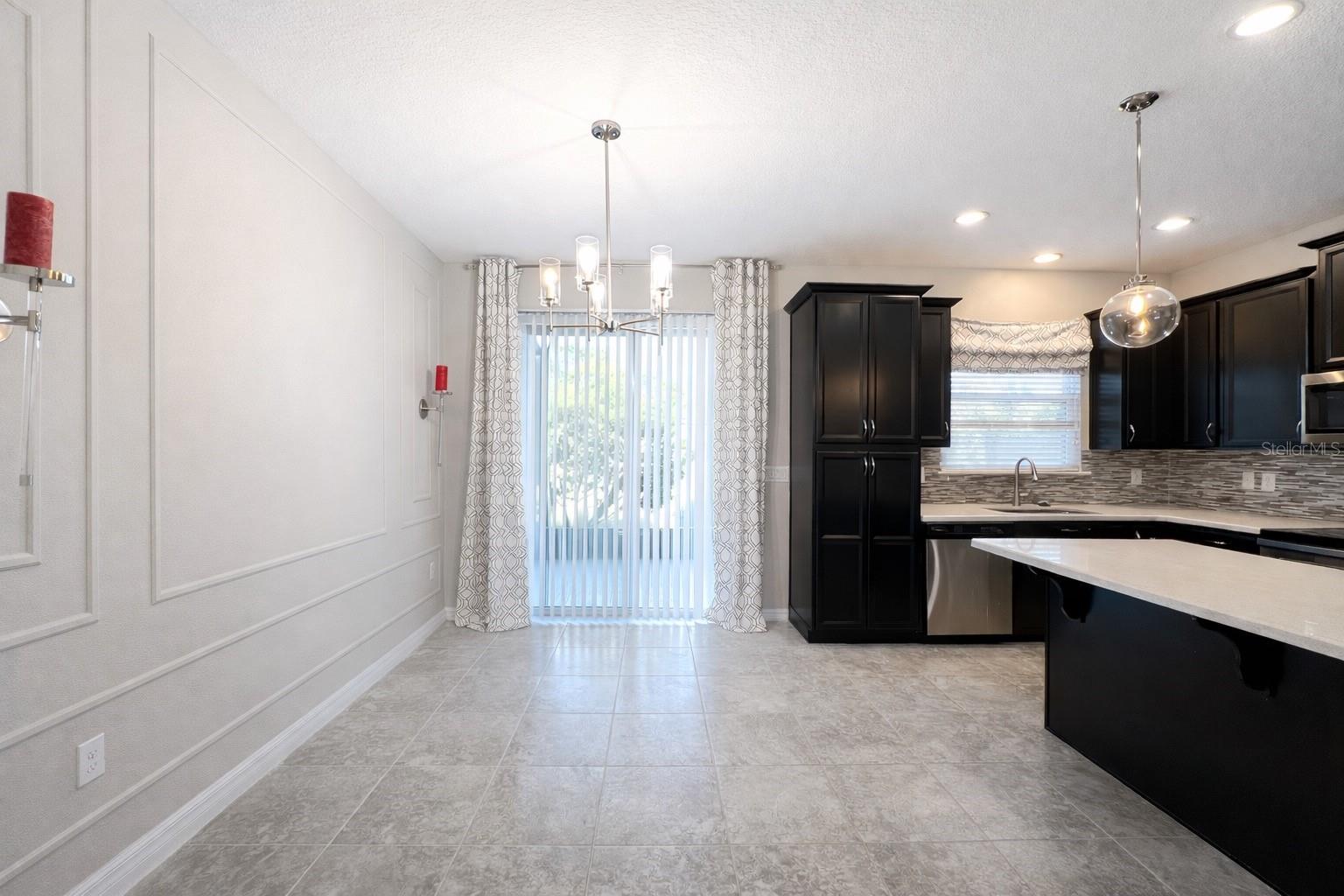 Image 4 of 26 For 3749 Brighton Park Circle