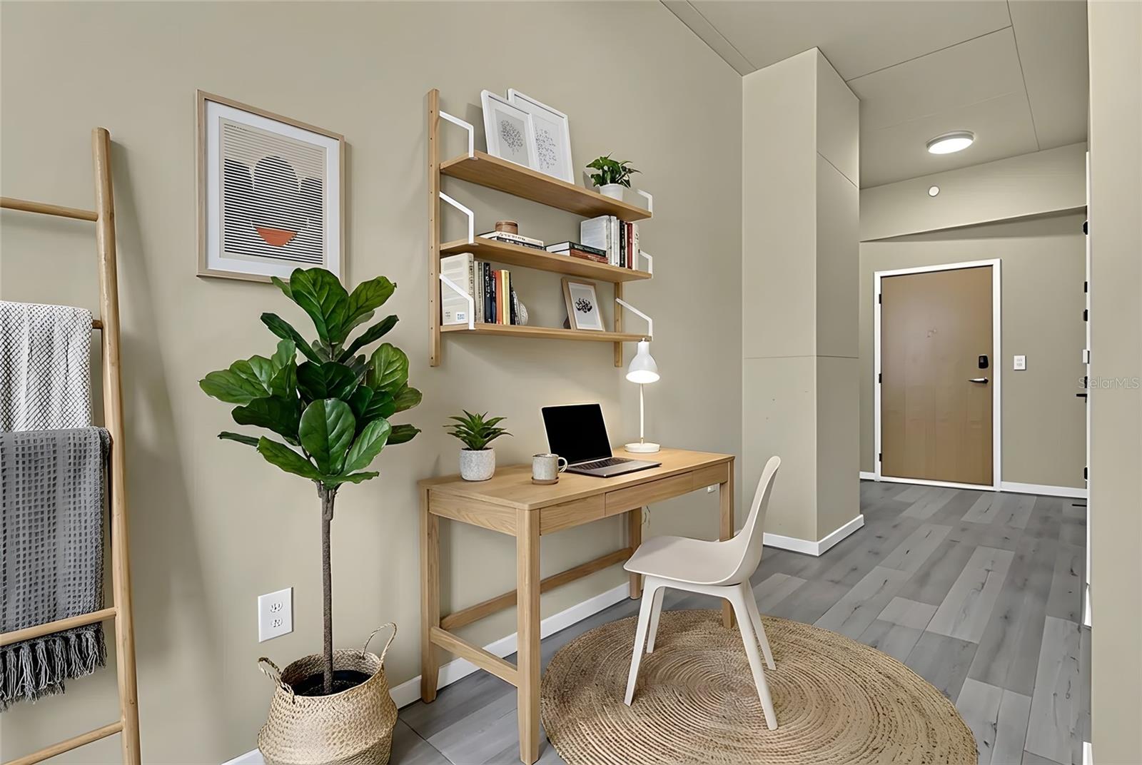 Image 11 of 37 For 155 Court Avenue 1506