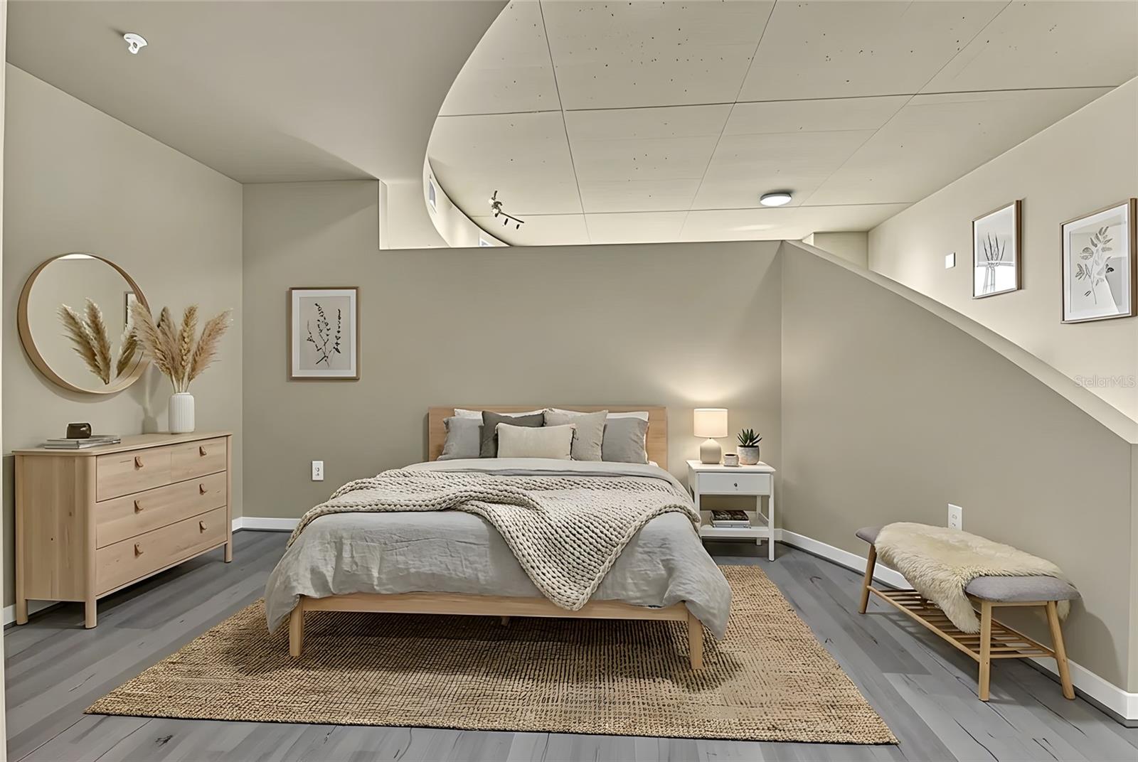 Image 17 of 37 For 155 Court Avenue 1506