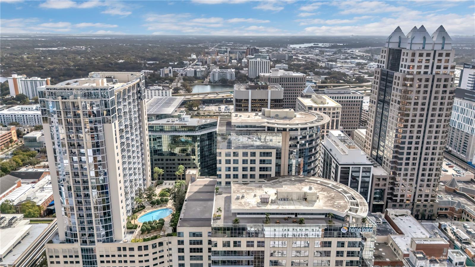 Image 29 of 37 For 155 Court Avenue 1506