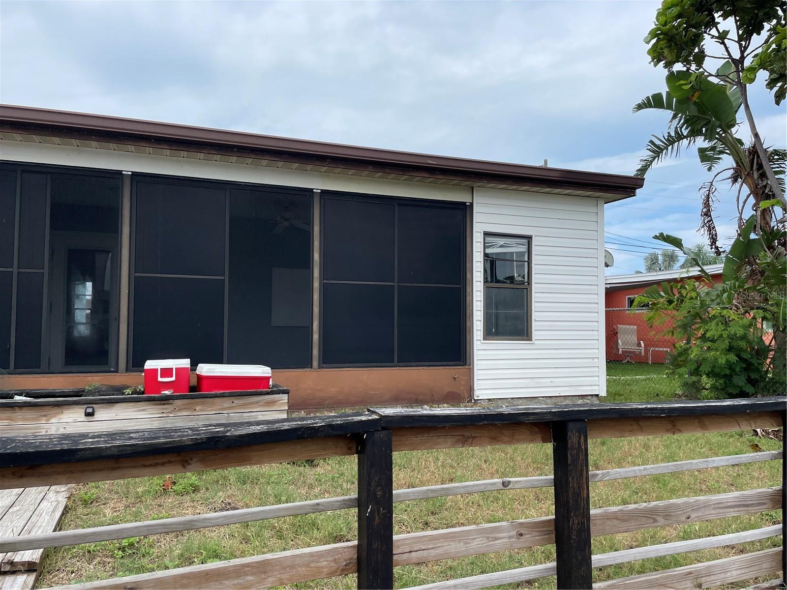 Image 17 of 59 For 13612 Frances Avenue