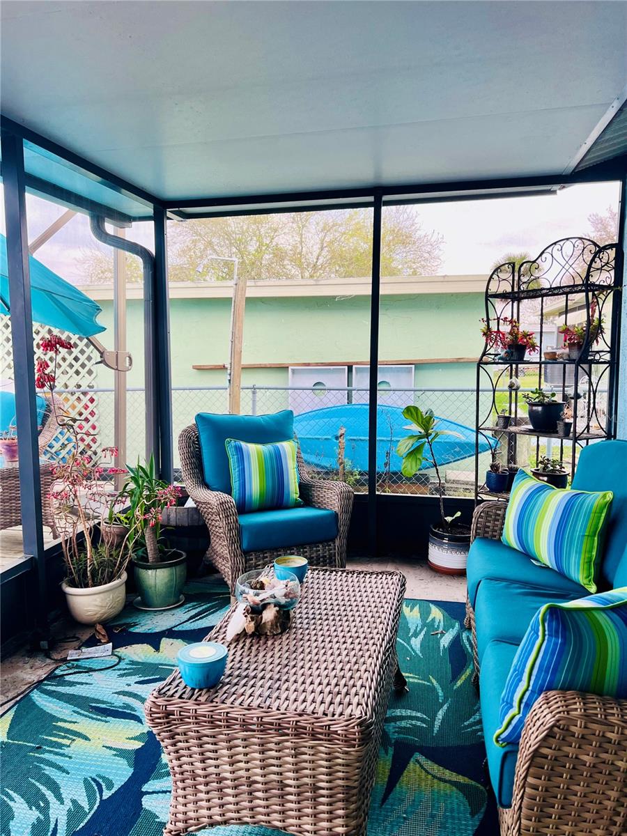 Image 7 of 59 For 13612 Frances Avenue