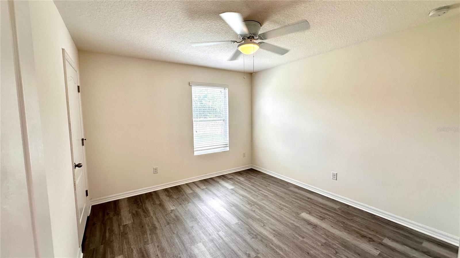 Image 21 of 28 For 16745 Citrus Parkway