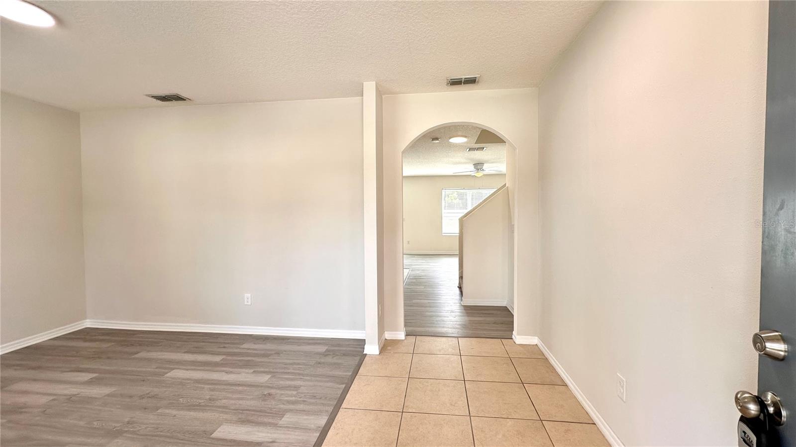 Image 24 of 28 For 16745 Citrus Parkway