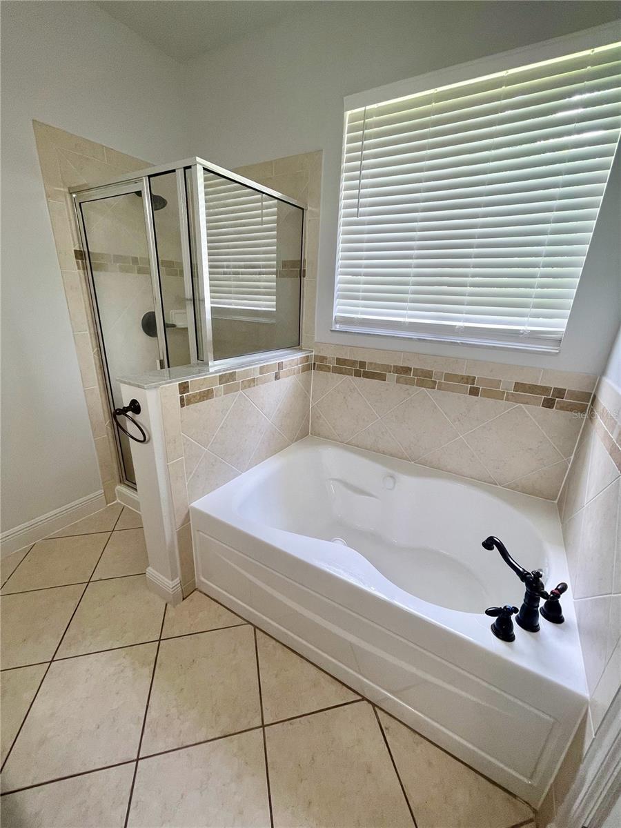 Image 16 of 33 For 14257 Lagoon Cove Lane