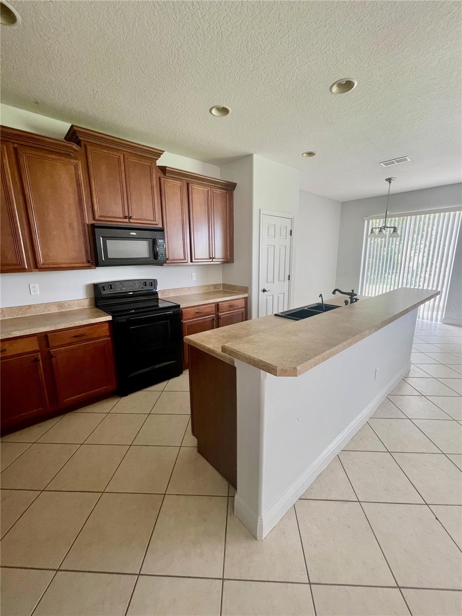 Image 4 of 33 For 14257 Lagoon Cove Lane