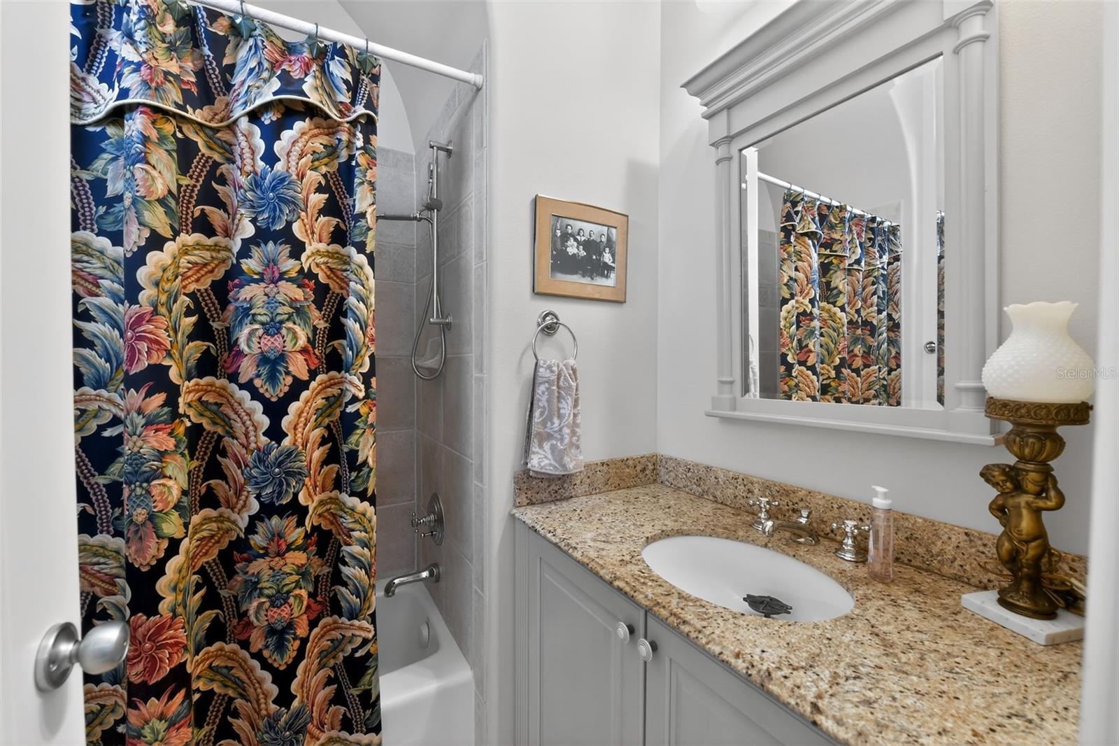 Image 43 of 51 For 1444 Harbor Drive