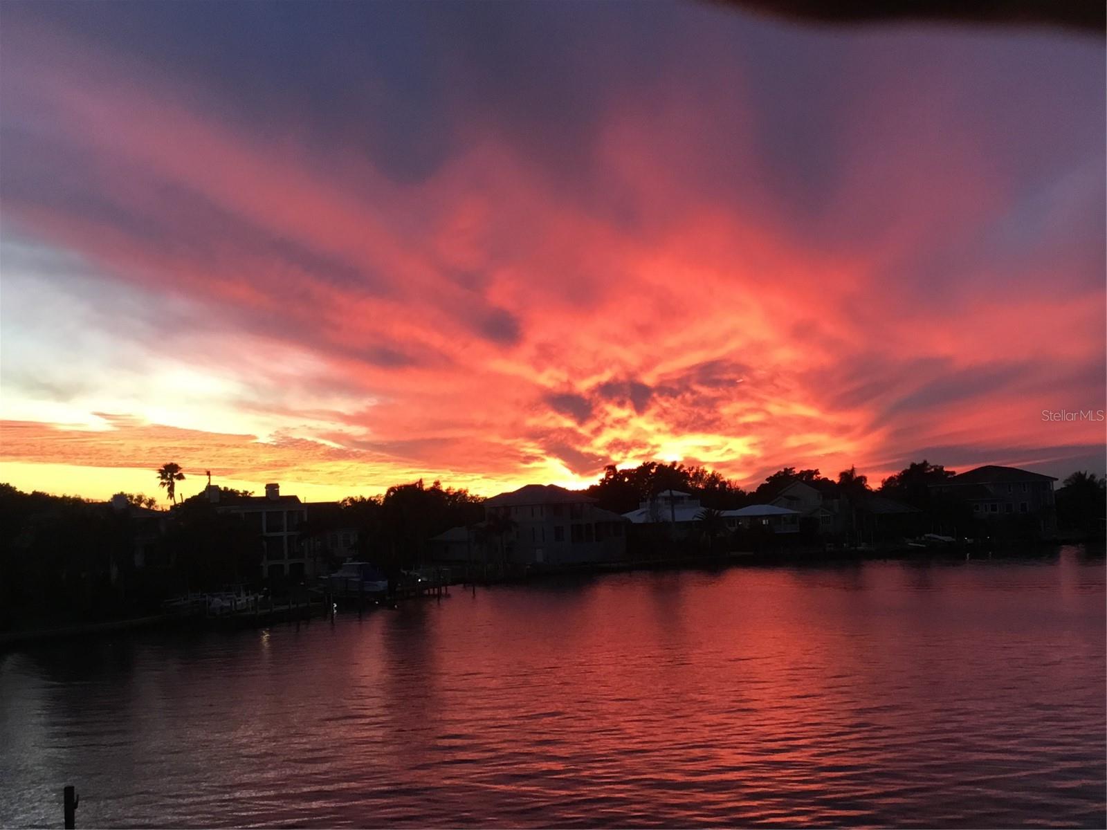 Image 6 of 51 For 1444 Harbor Drive