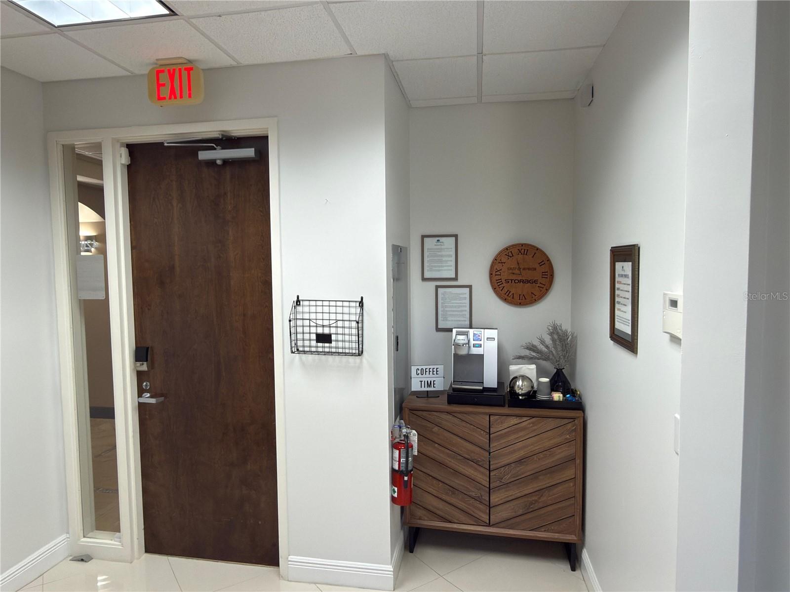 Image 3 of 11 For 6735 Conroy Road 420