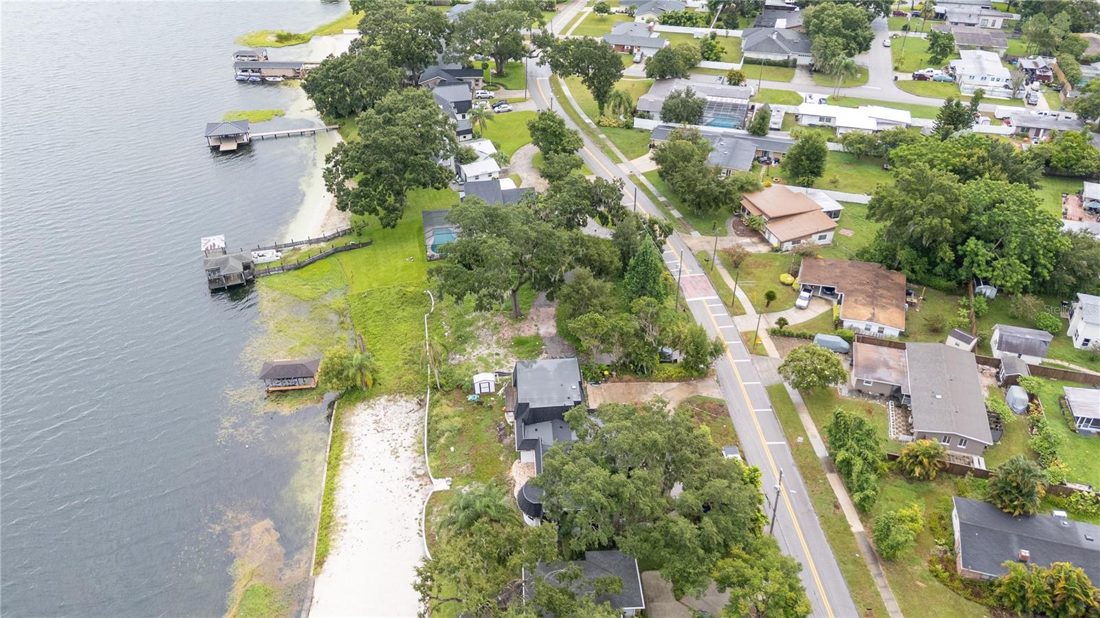 Image 17 of 29 For 2121 Nela Avenue