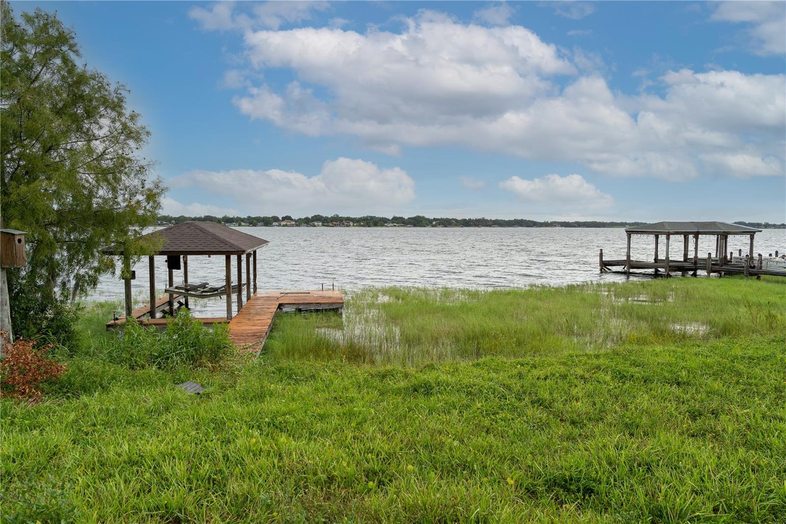 Image 23 of 29 For 2121 Nela Avenue