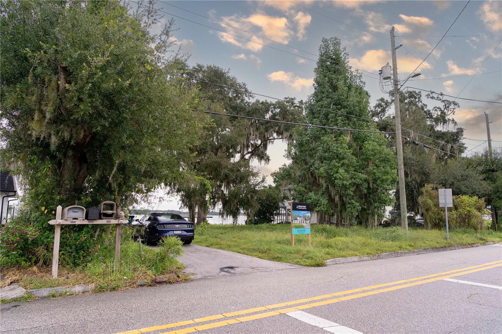 Image 28 of 29 For 2121 Nela Avenue