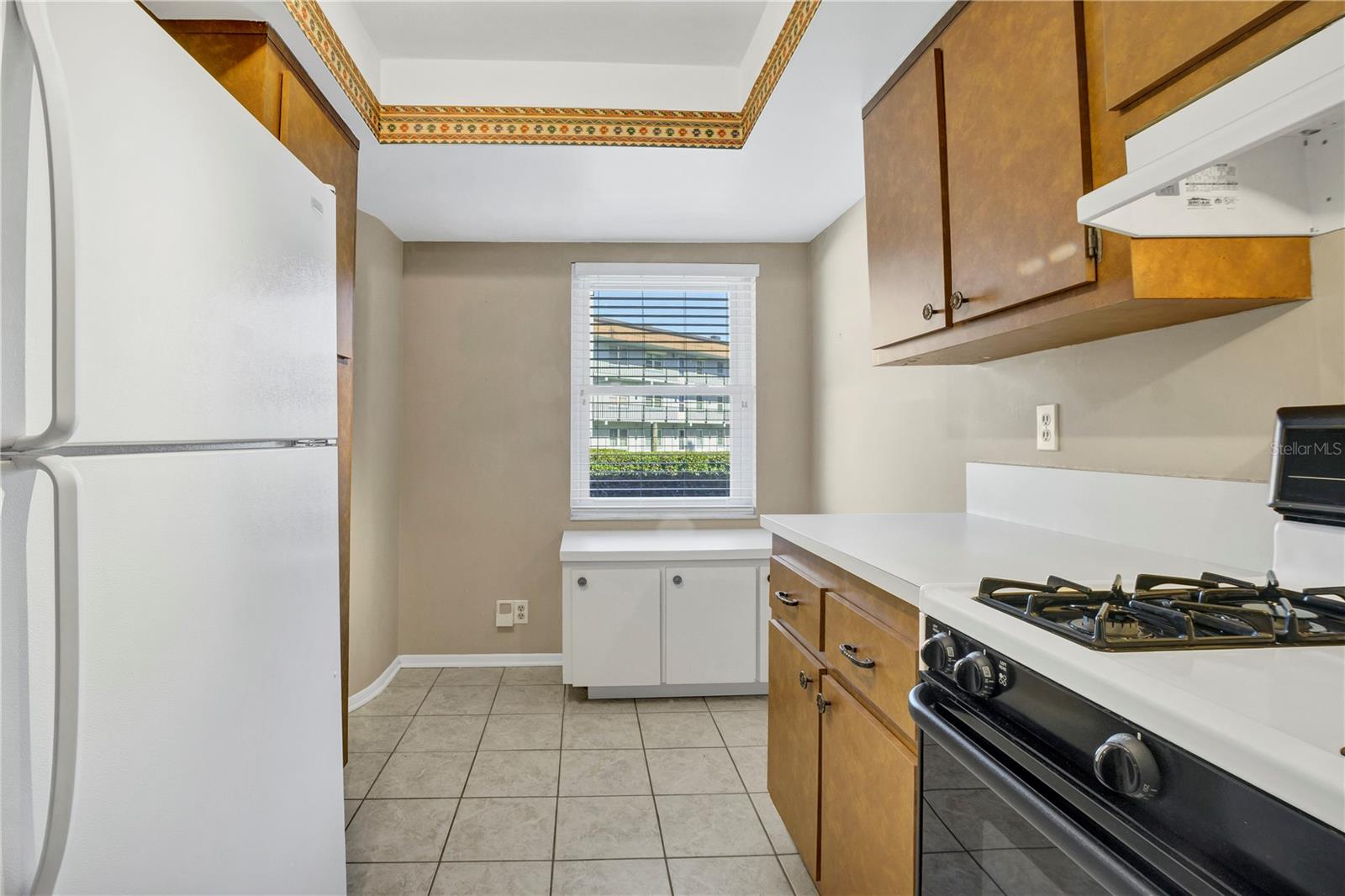 Image 6 of 19 For 345 24th Street Nw 16