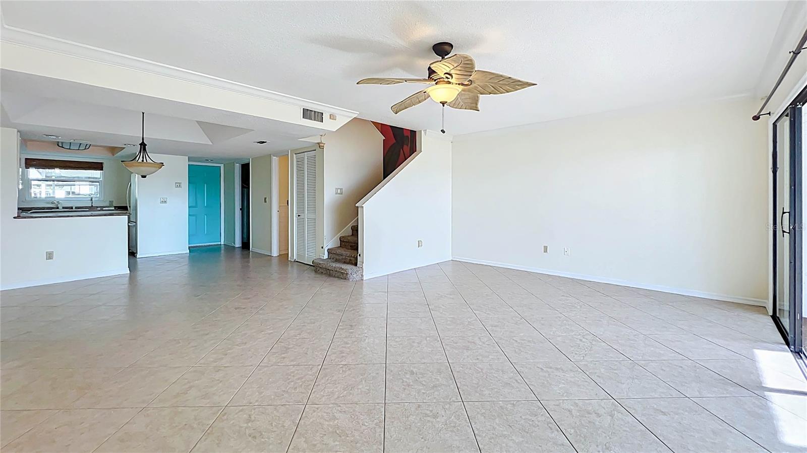 Image 12 of 55 For 630 Killarney Bay Court 3