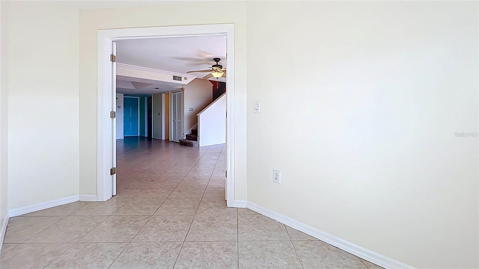 Image 14 of 55 For 630 Killarney Bay Court 3