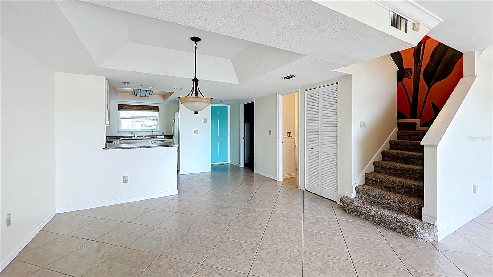 Image 18 of 55 For 630 Killarney Bay Court 3