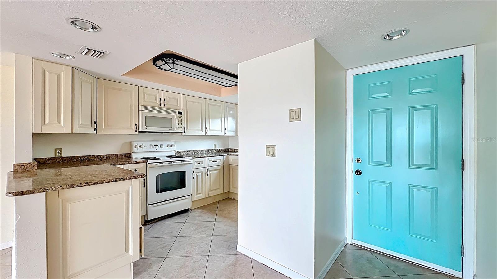 Image 23 of 55 For 630 Killarney Bay Court 3