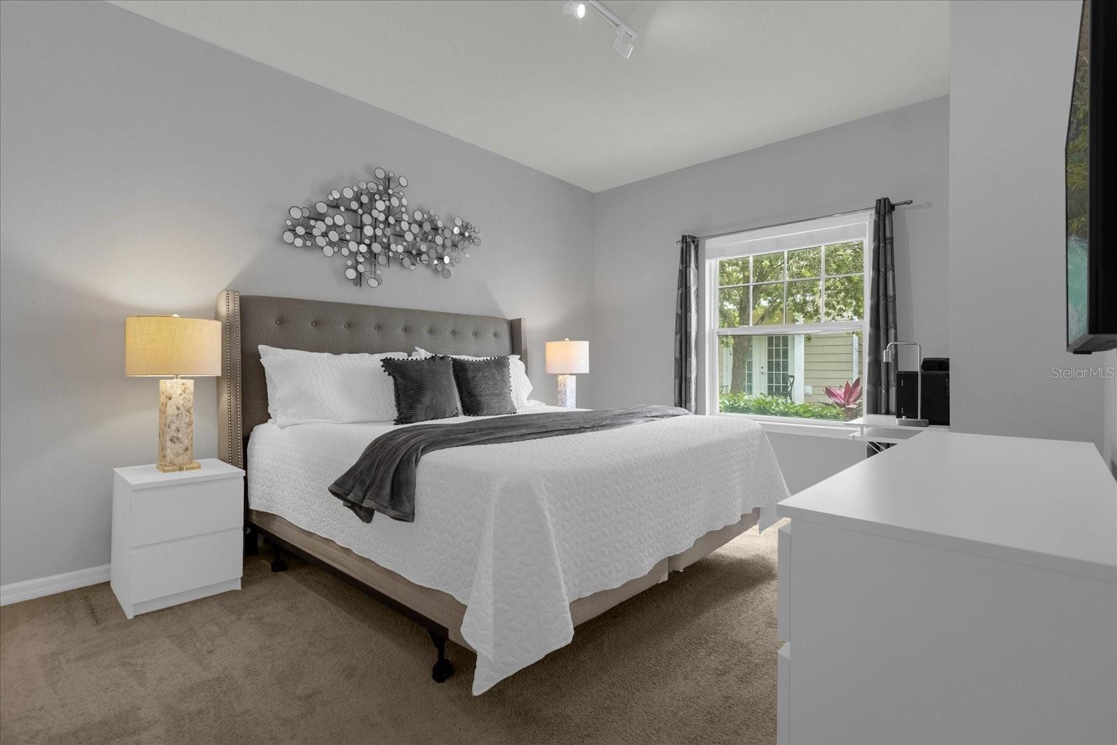 Image 11 of 20 For 5350 Diplomat Court 107