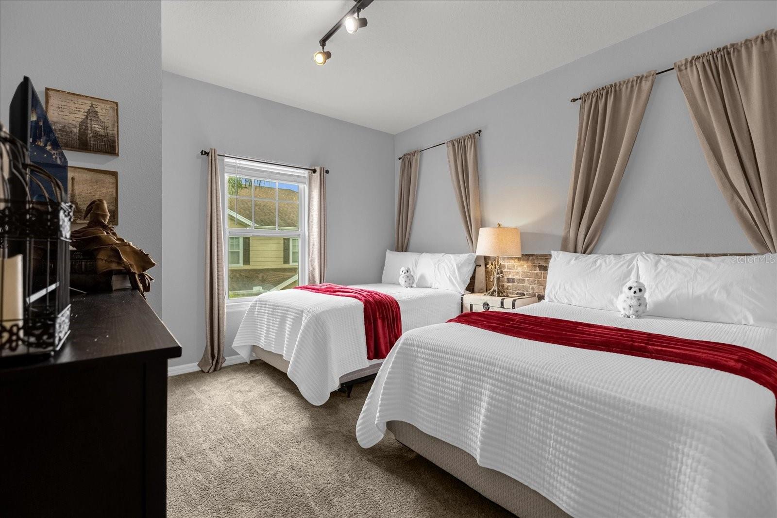 Image 13 of 20 For 5350 Diplomat Court 107