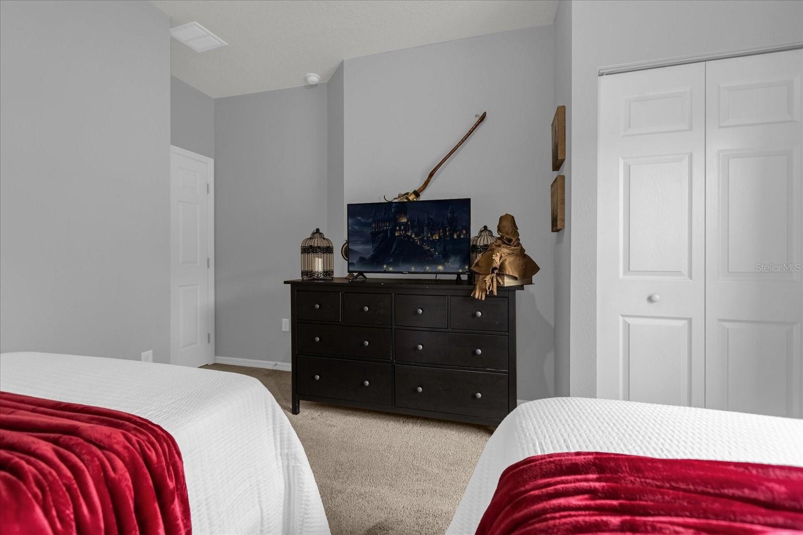 Image 15 of 20 For 5350 Diplomat Court 107