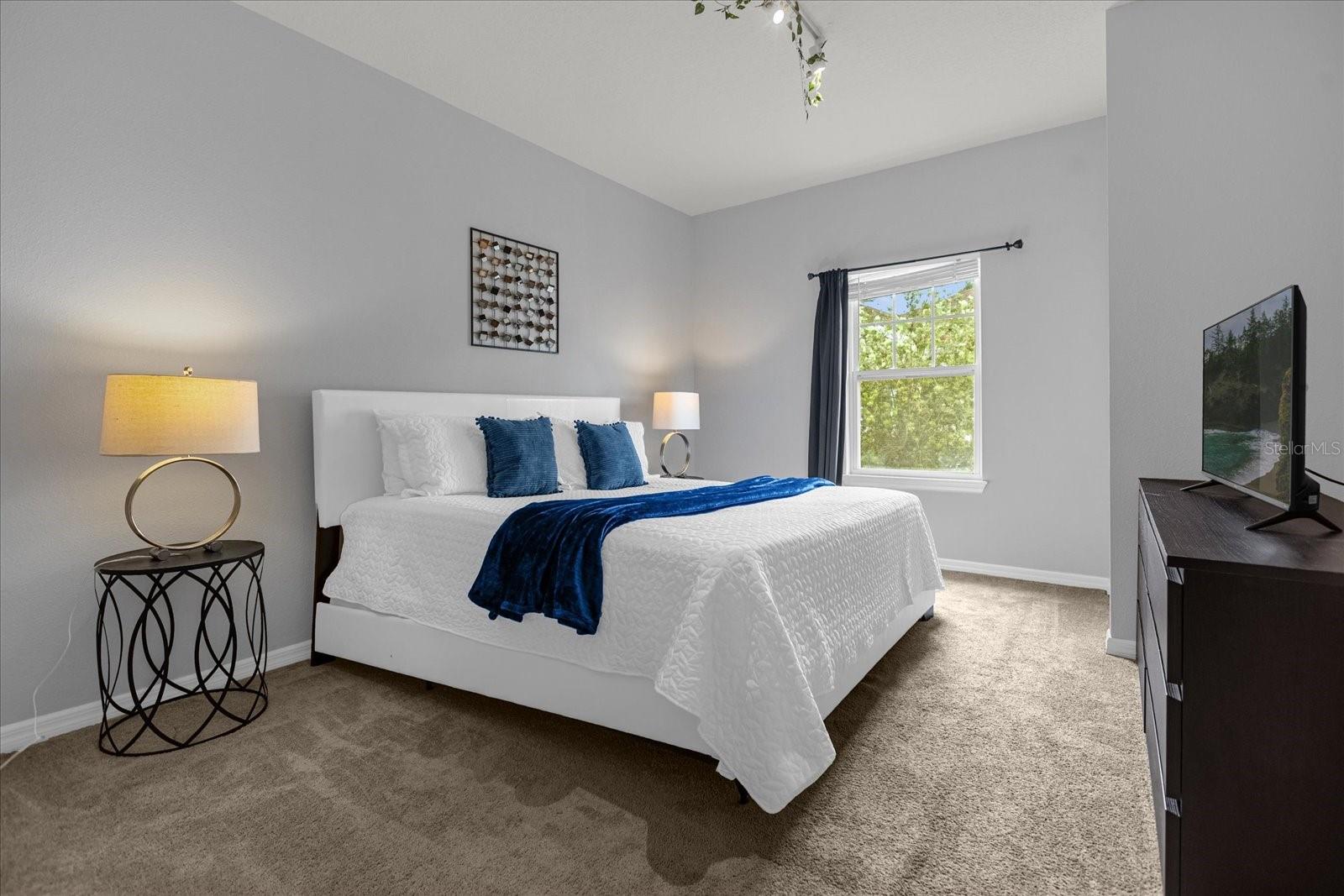 Image 9 of 20 For 5350 Diplomat Court 107