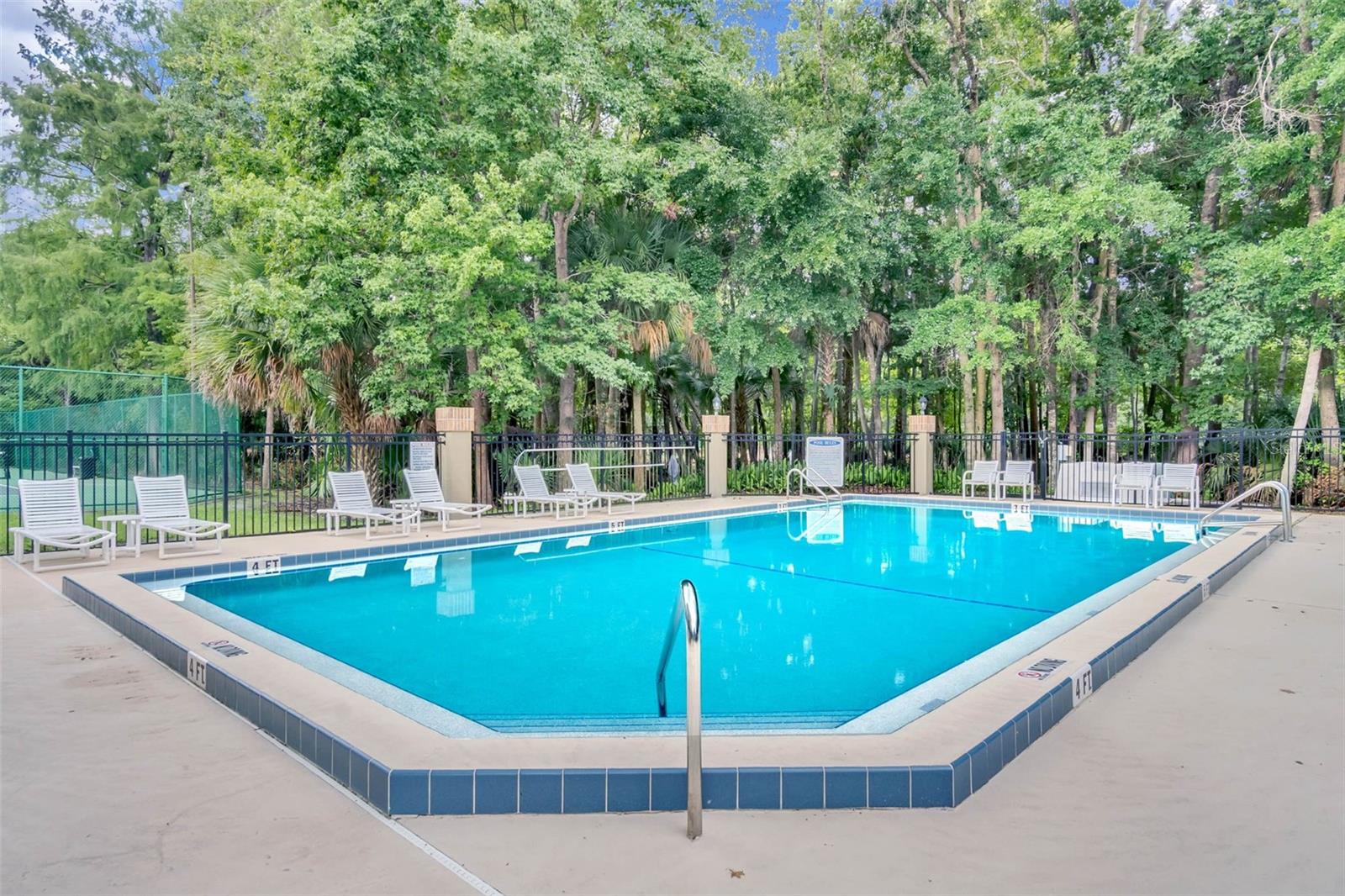 Image 33 of 39 For 394 Woodstead Circle