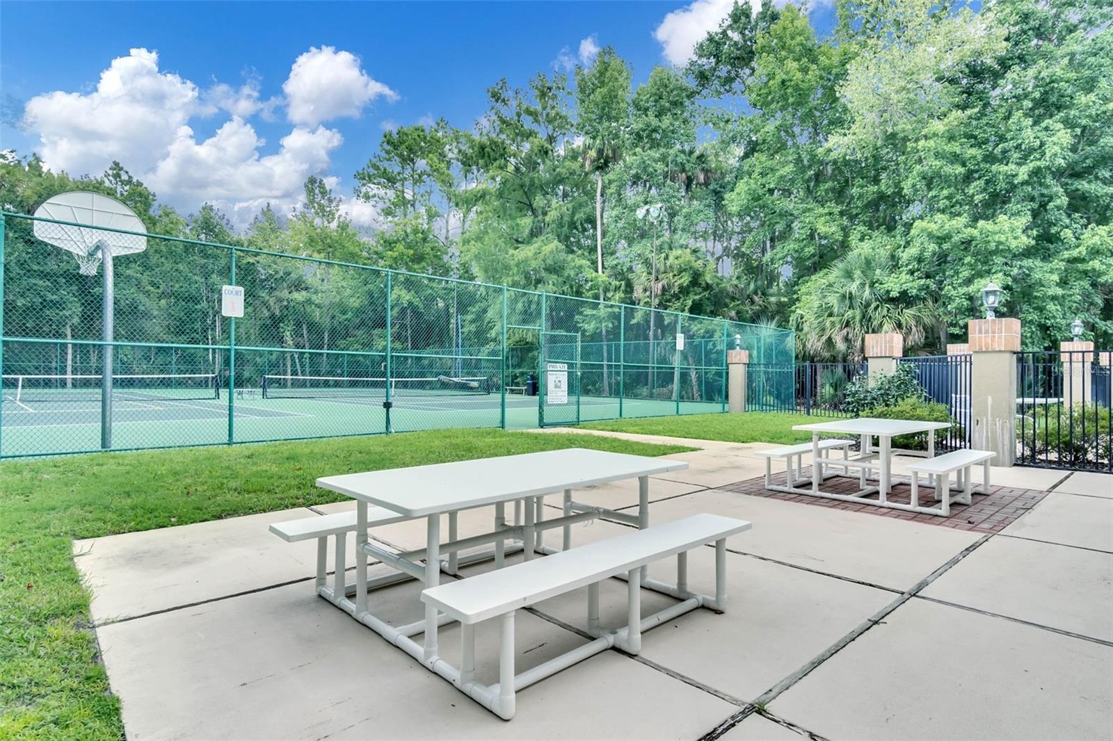 Image 34 of 39 For 394 Woodstead Circle