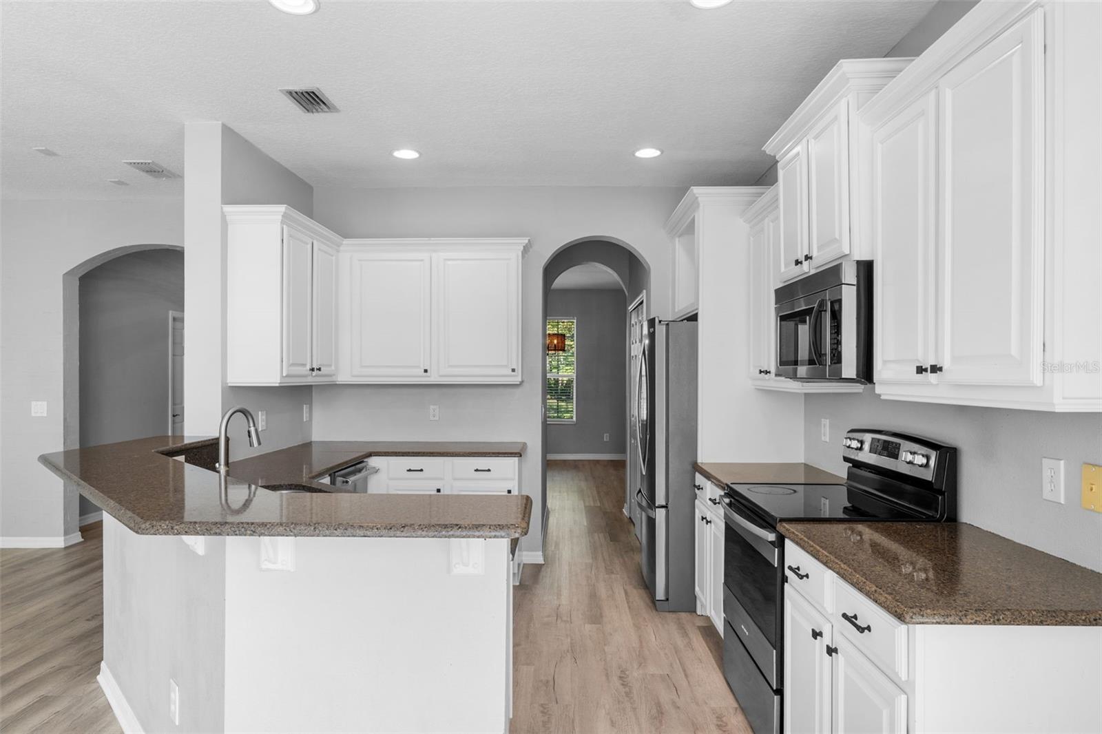 Image 11 of 32 For 14835 Old Thicket Trace