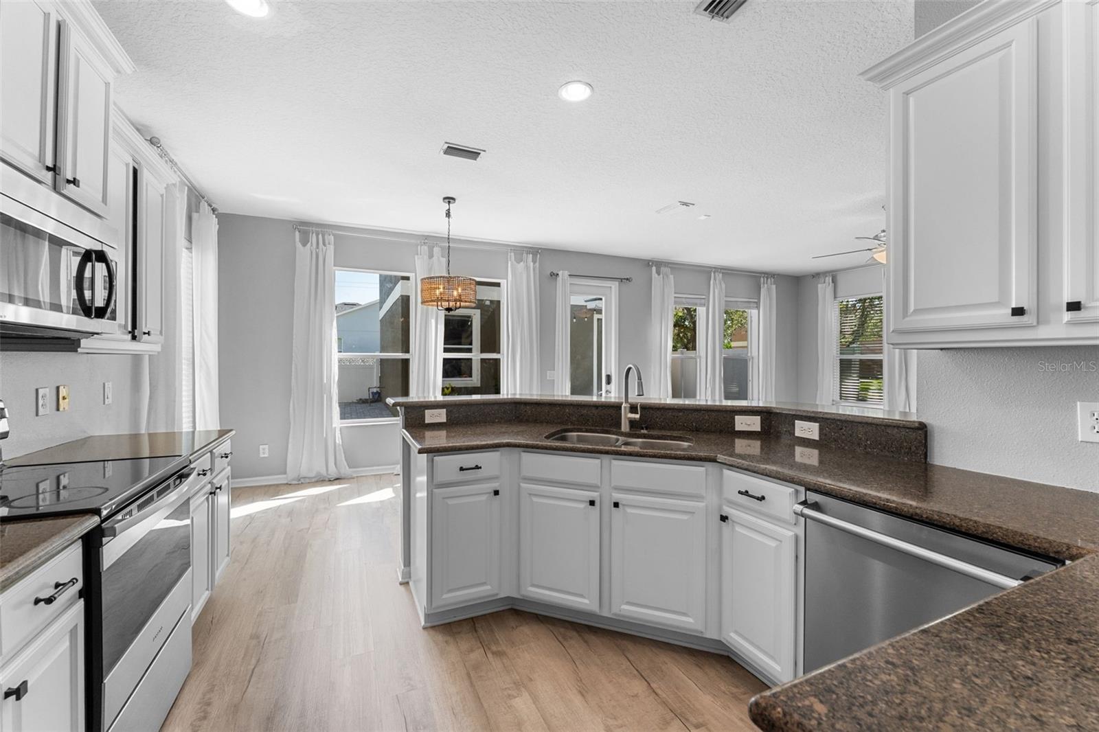 Image 12 of 32 For 14835 Old Thicket Trace