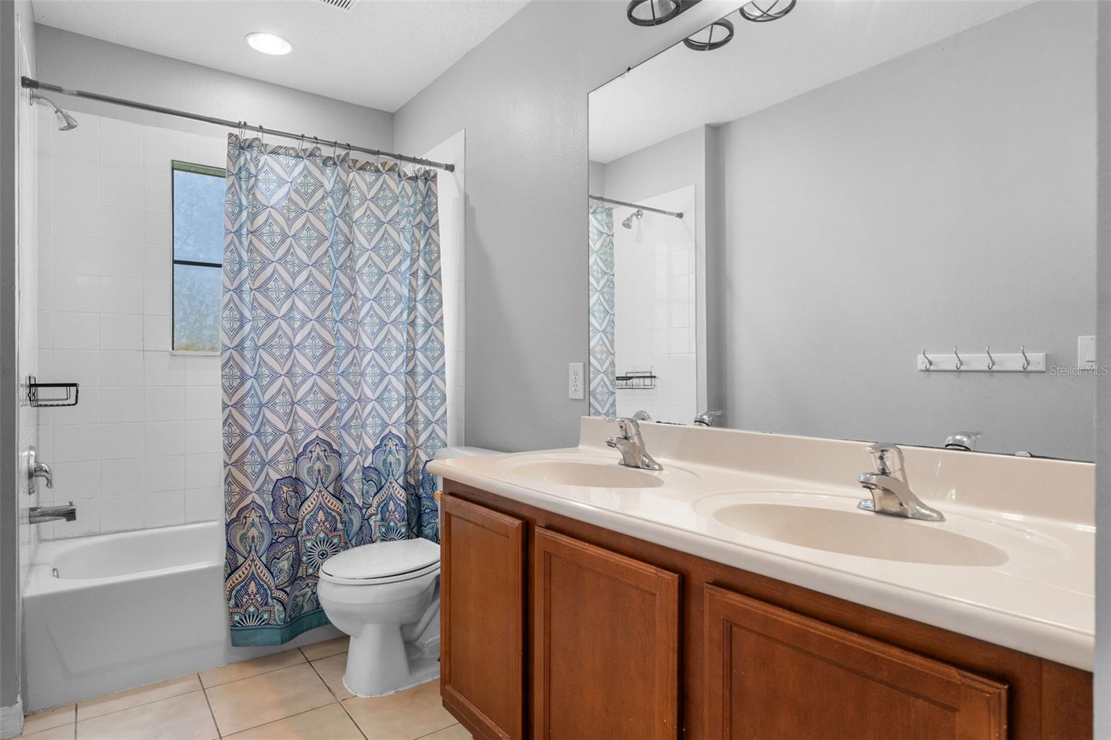 Image 19 of 32 For 14835 Old Thicket Trace