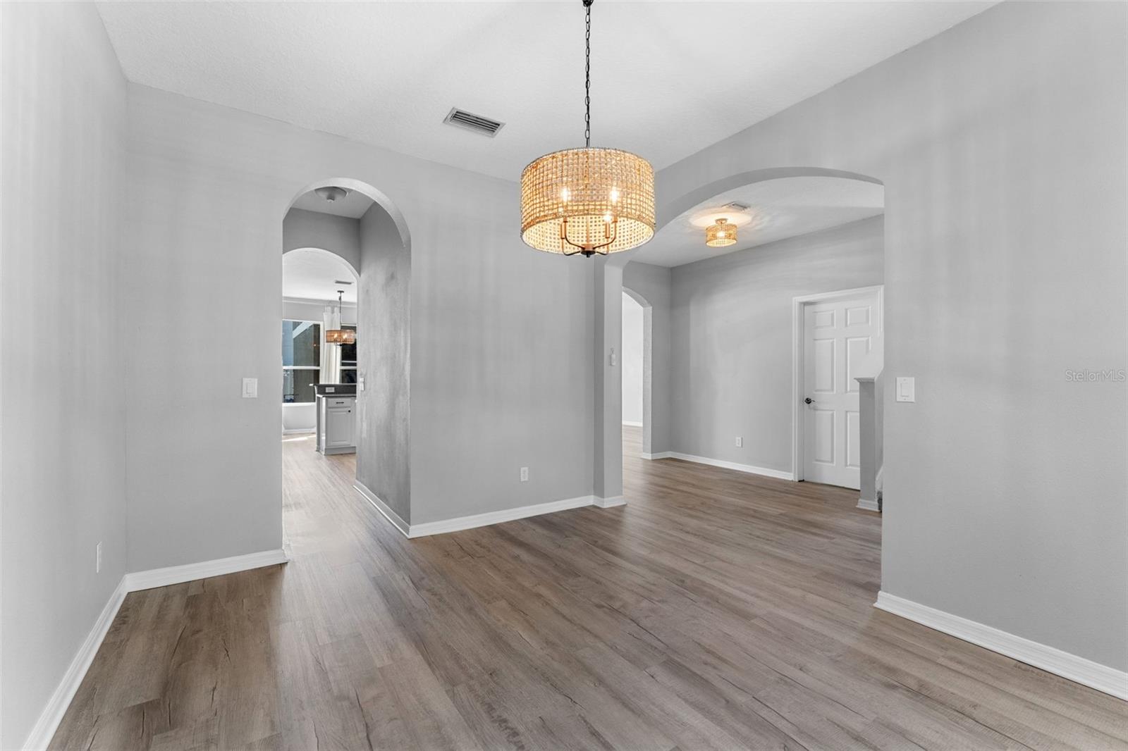 Image 5 of 32 For 14835 Old Thicket Trace