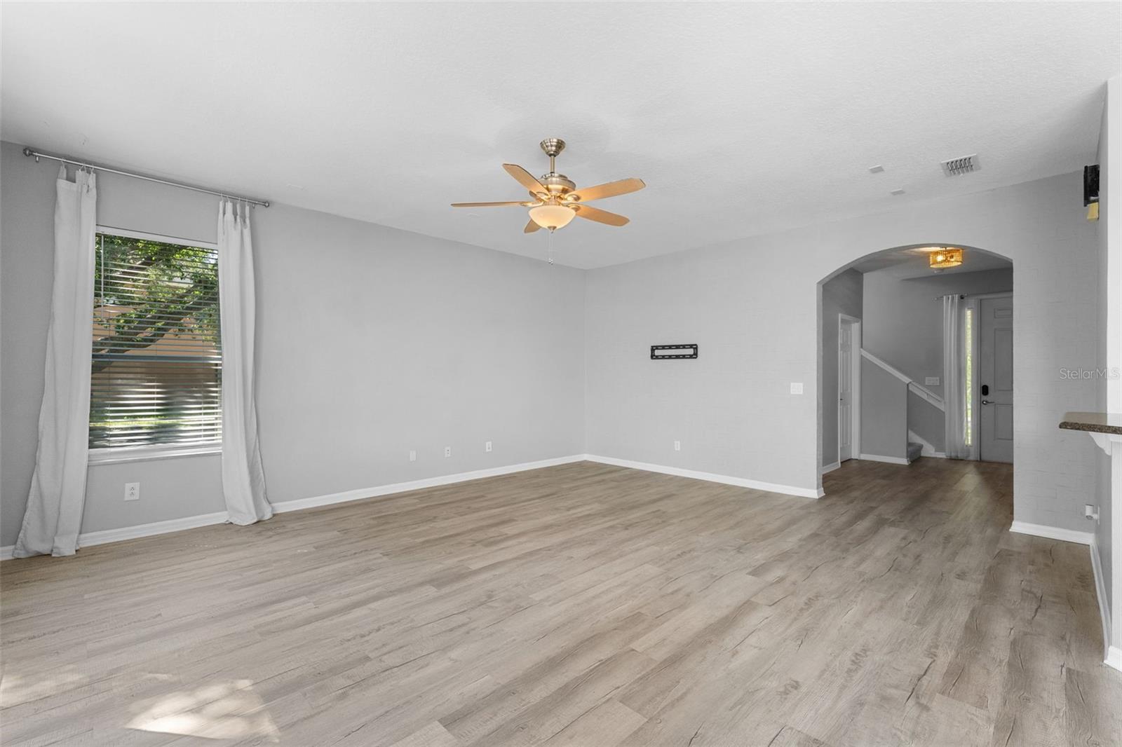 Image 9 of 32 For 14835 Old Thicket Trace