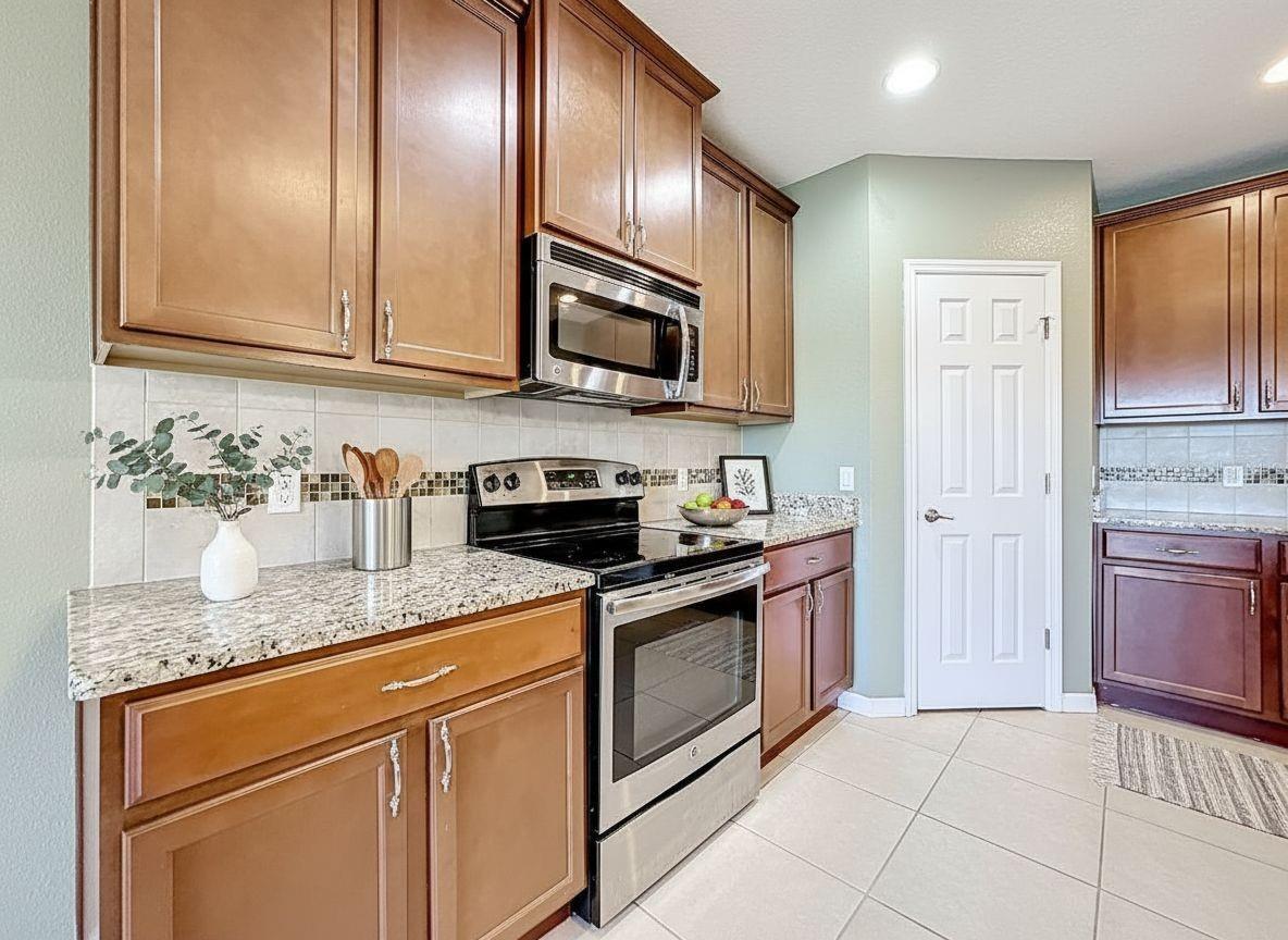 Image 9 of 86 For 3806 Carrick Bend Drive