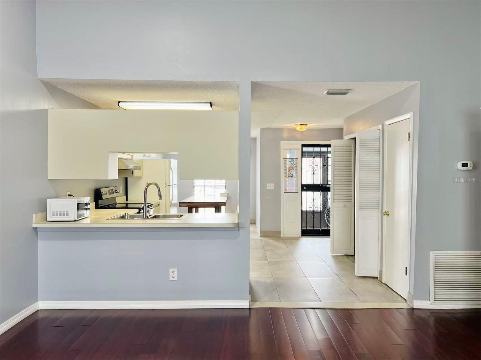 Image 10 of 27 For 8341 Duval Drive