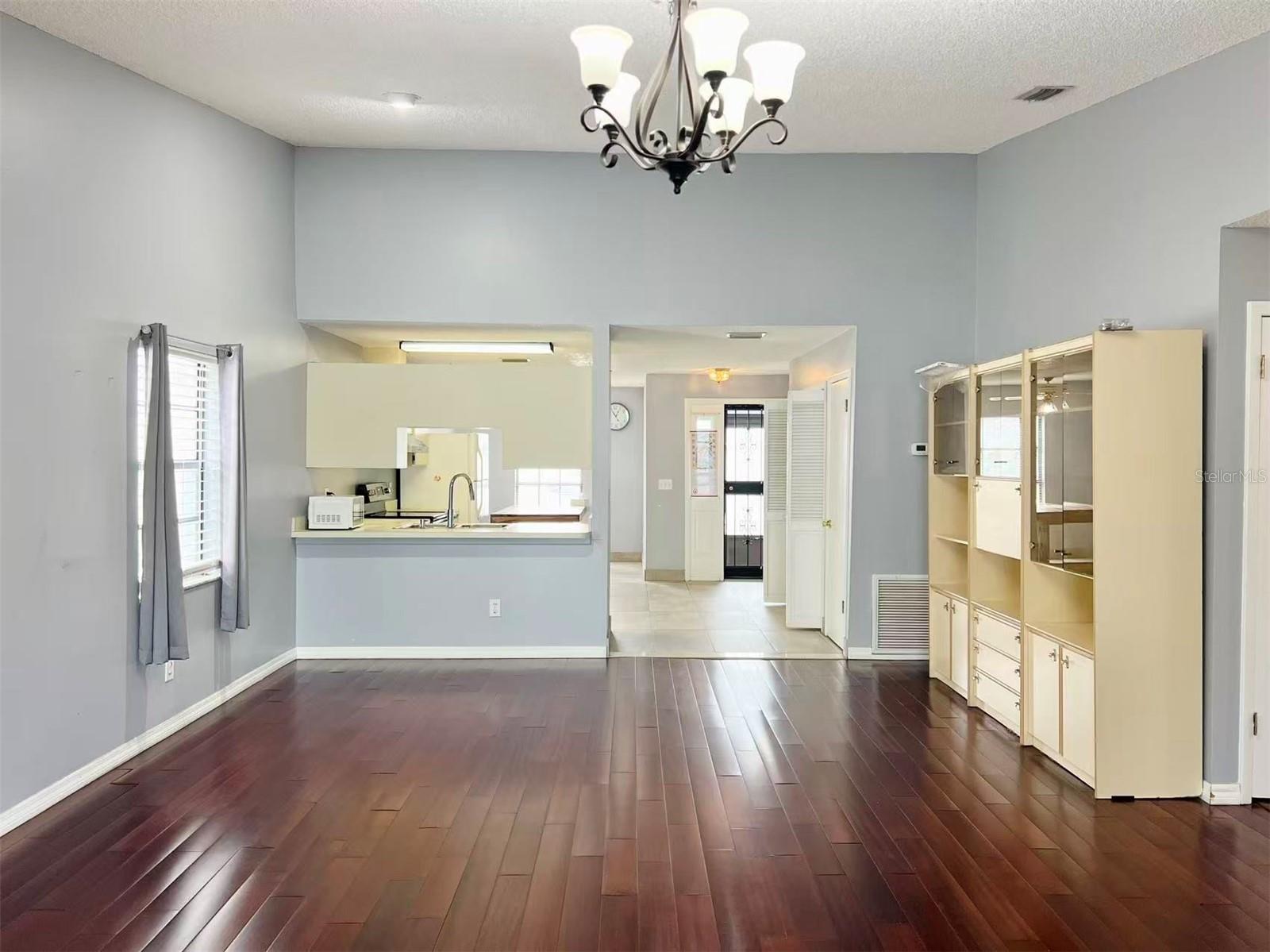 Image 9 of 27 For 8341 Duval Drive