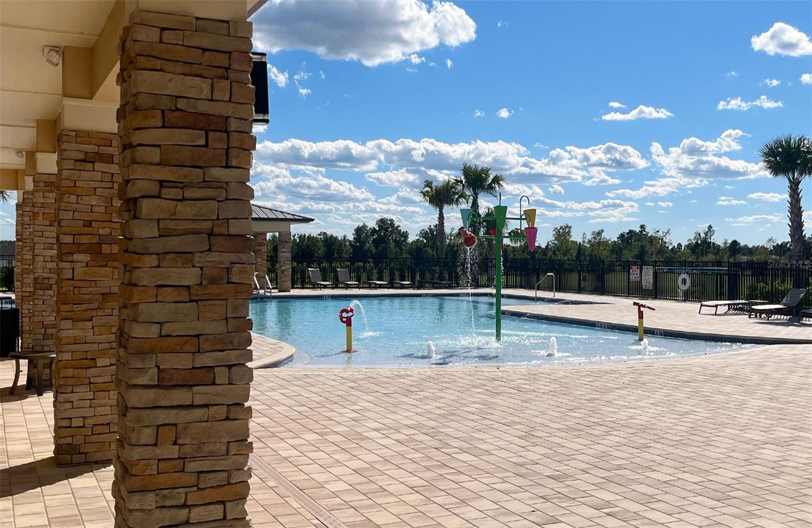 Image 8 of 8 For 6870 Spanish Imperial Street