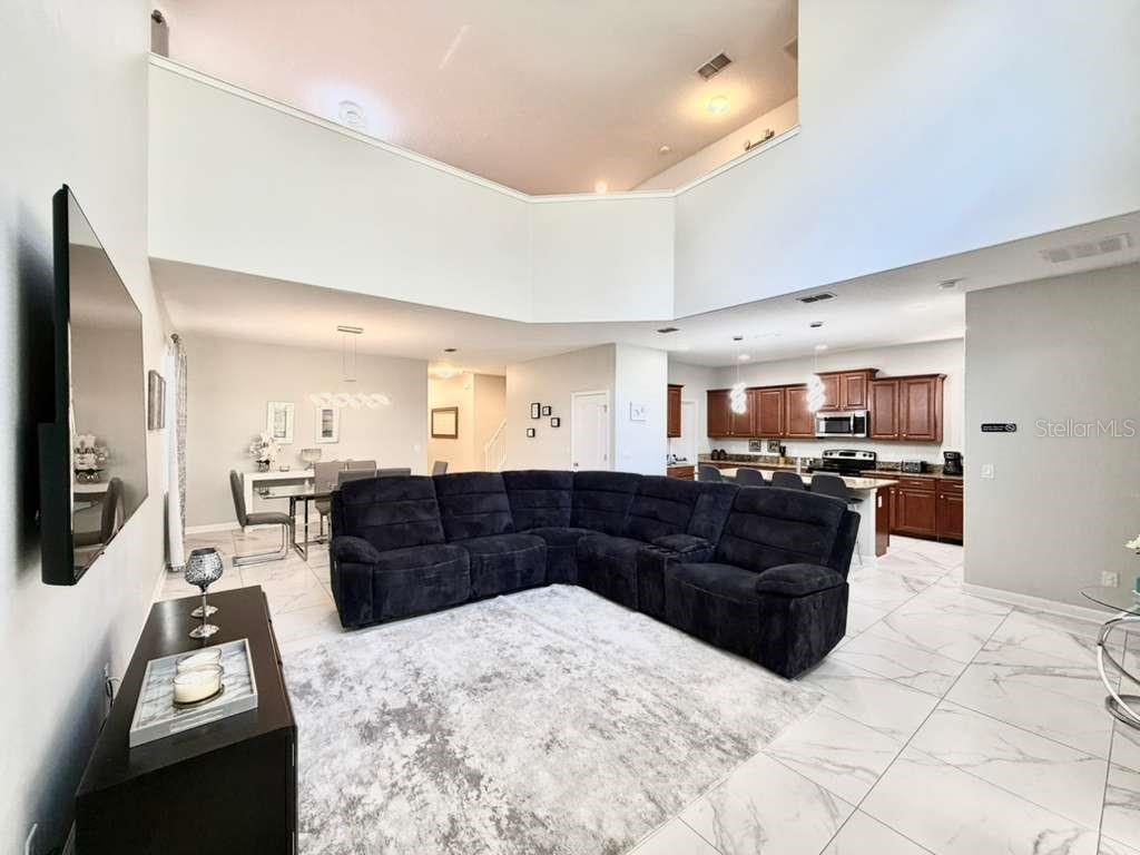 Image 19 of 57 For 8894 Candy Palm Road