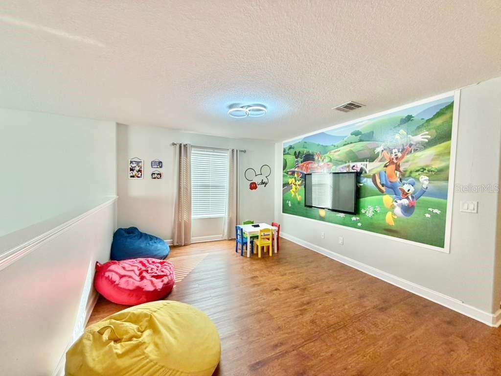 Image 26 of 57 For 8894 Candy Palm Road