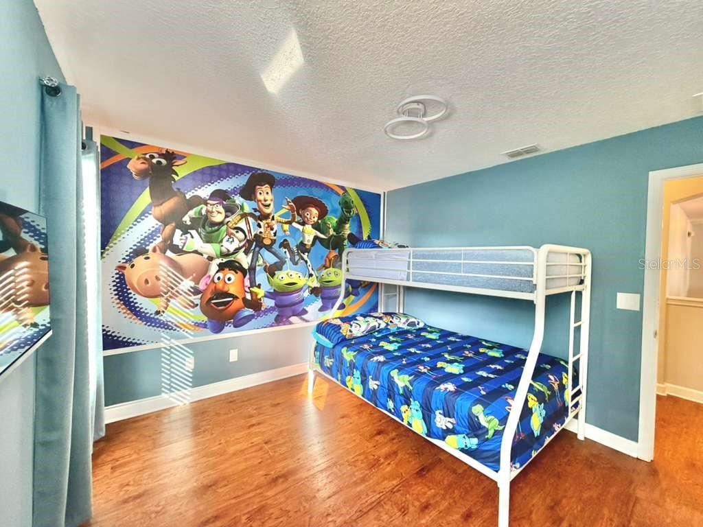 Image 38 of 57 For 8894 Candy Palm Road