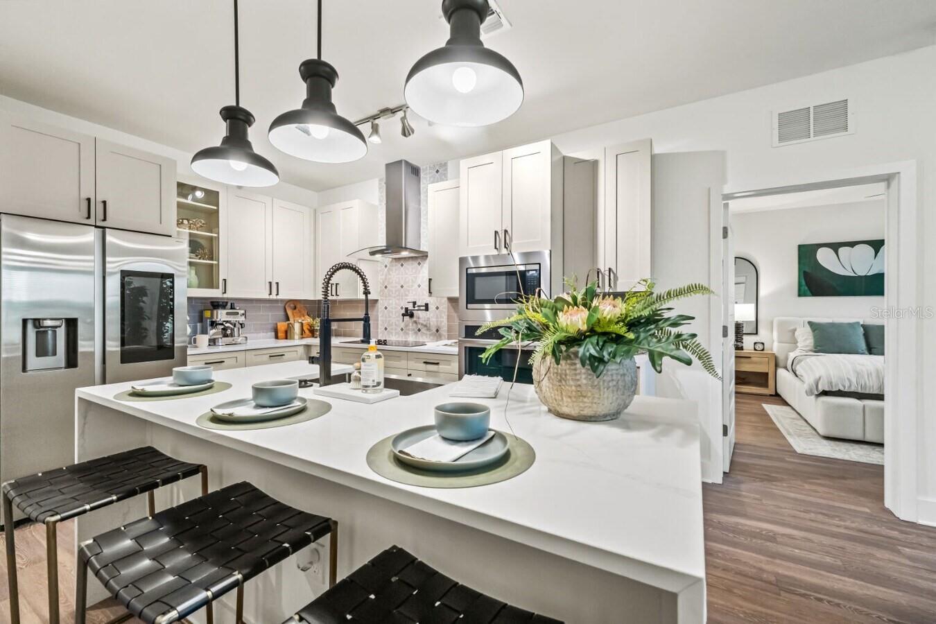 Image 22 of 35 For 6000 Paradiso Grande Boulevard B2