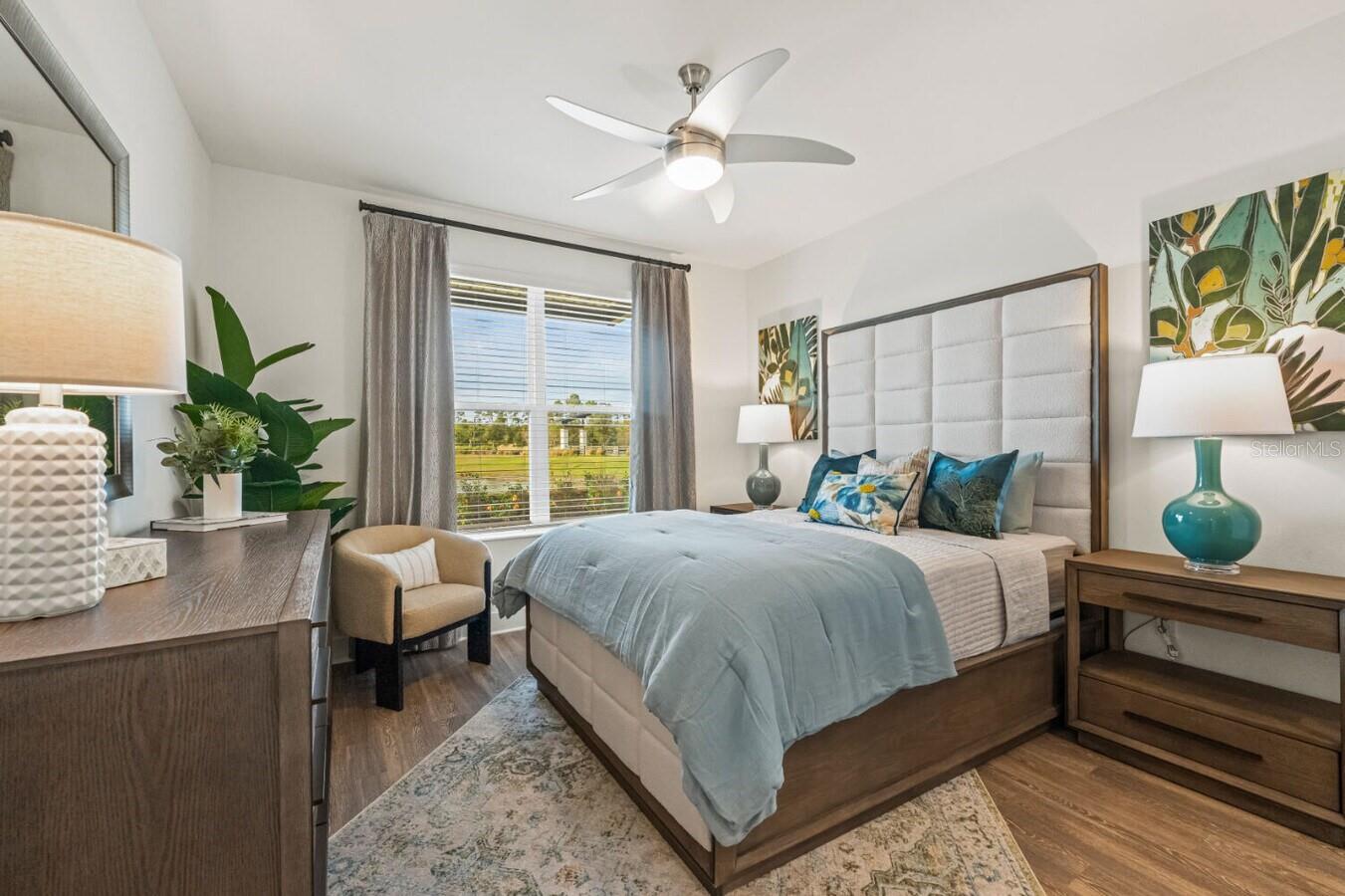 Image 28 of 35 For 6000 Paradiso Grande Boulevard B2